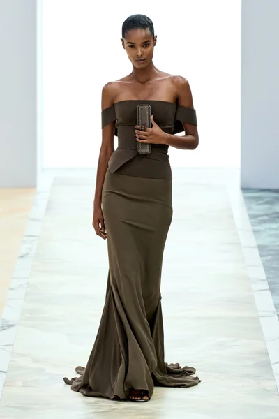 Look 11
